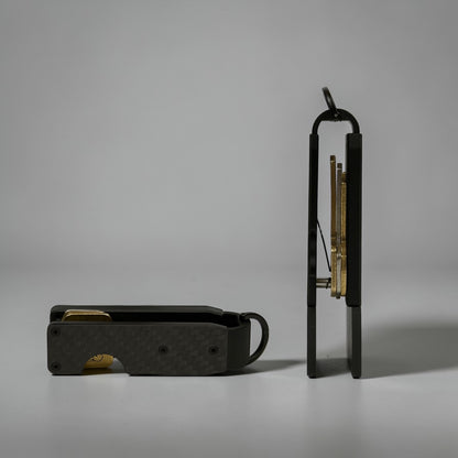 PoofTech Smart Key Organizer carbon fiber close-up